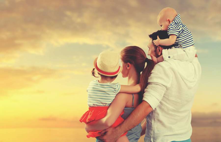 Book Review: The Handbook for 21st Century Mums and Dads – Felicity Evans